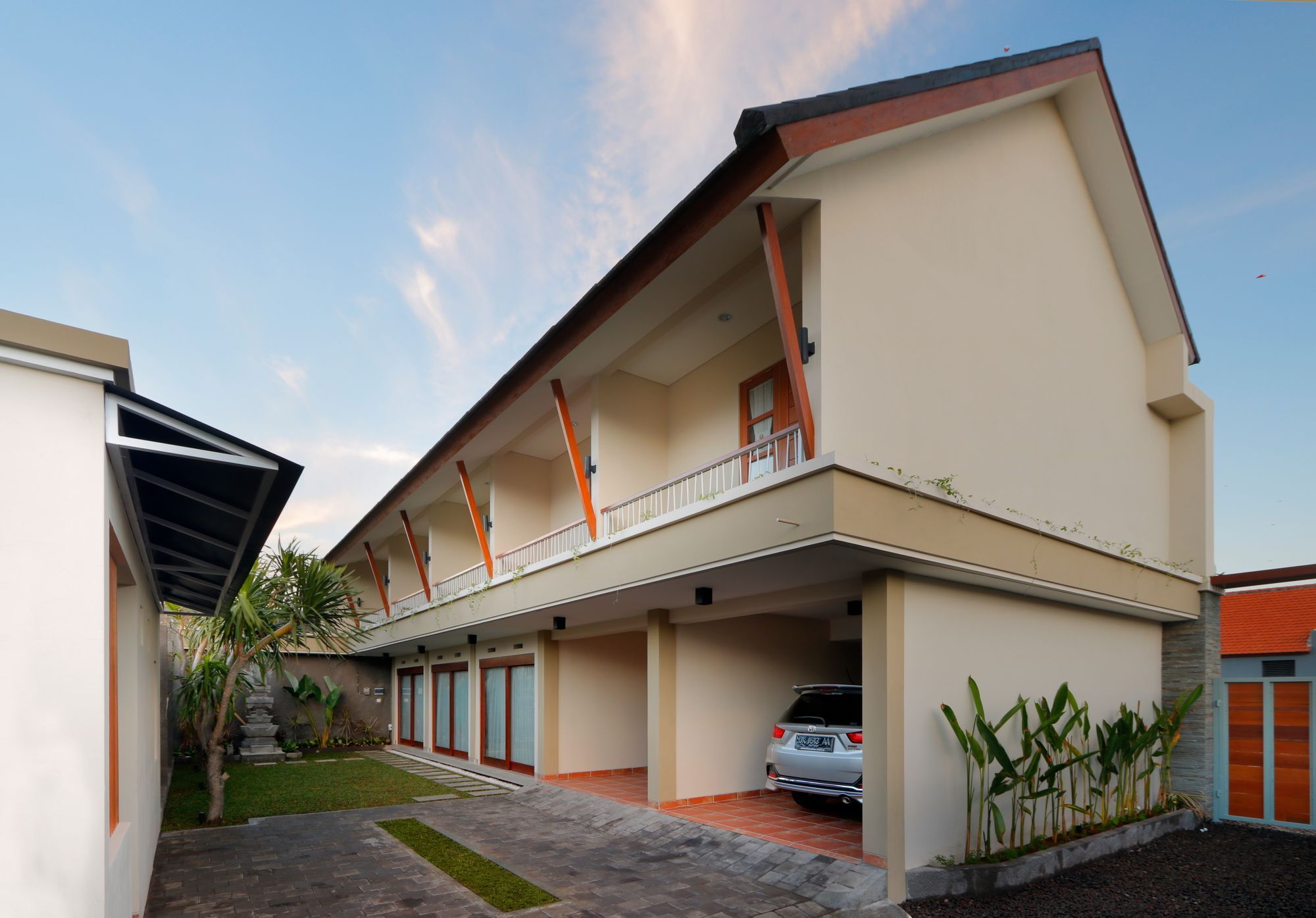 Iconic Bali Living Bed & Breakfast Denpasar  Exterior photo